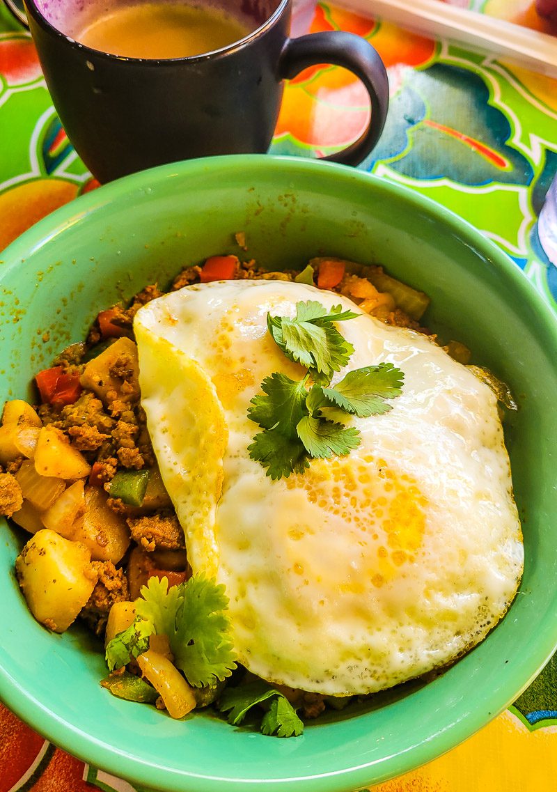 Breakfast bowl with egg