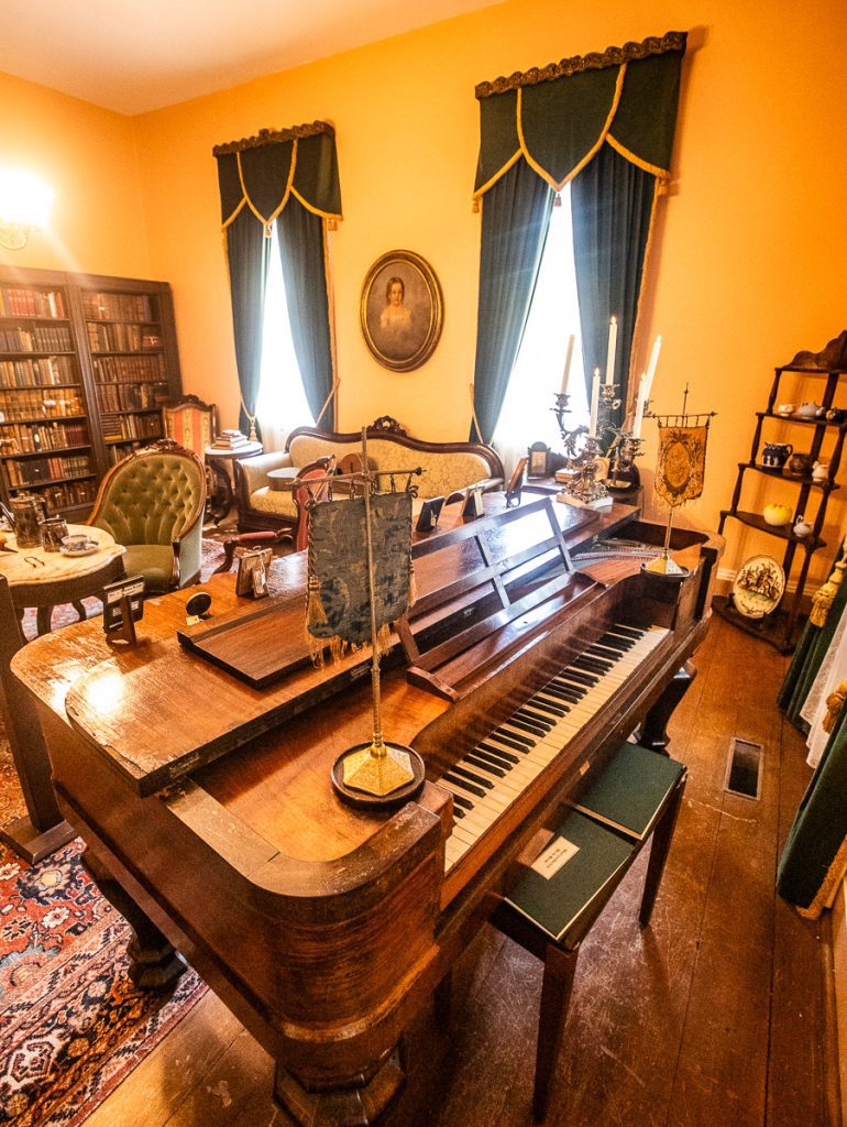 Antique piano and furniture